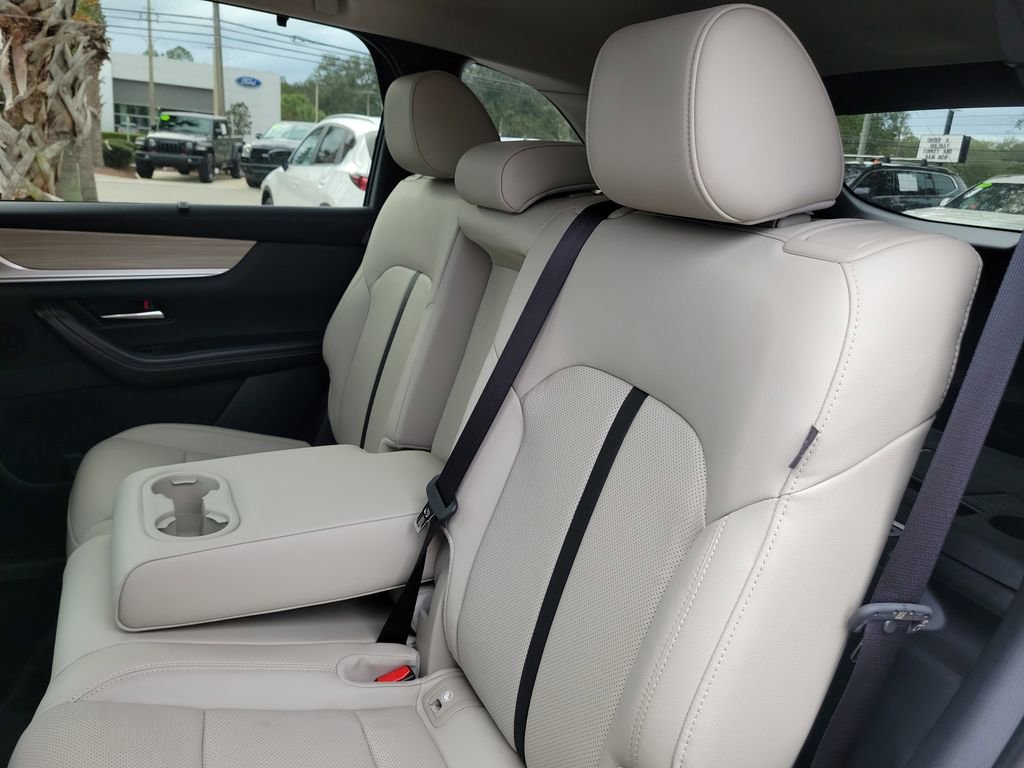 Certified 2025 MAZDA CX-90 3.3 Turbo w/ Preferred Package image 12