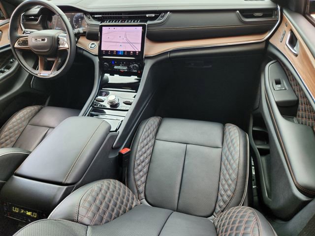 Certified 2025 Jeep Grand Cherokee Summit AWD/4WD image 24