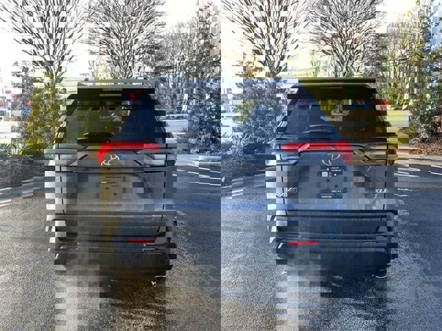 New 2025 Toyota RAV4 XLE image 7