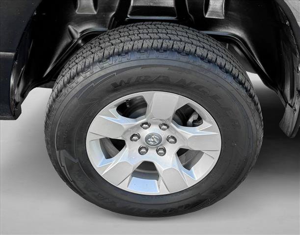 Used 2022 RAM 1500 Big Horn AWD/4WD image 9