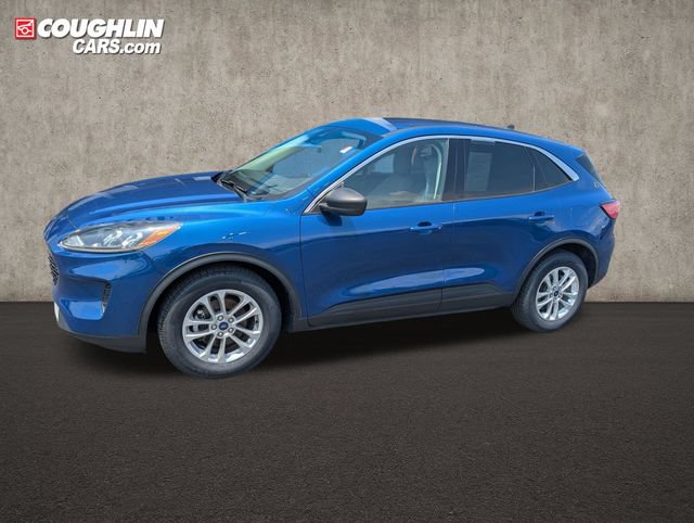 Used 2022 Ford Escape SE w/ Cold Weather Package FWD image 4