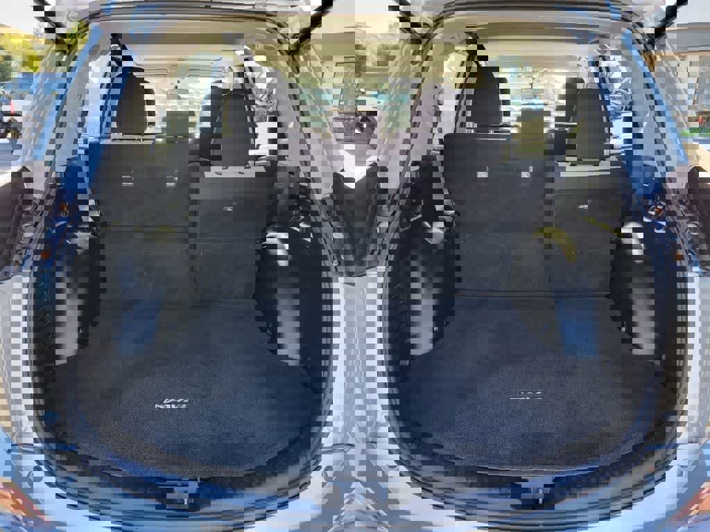 Used 2016 Toyota RAV4 XLE AWD/4WD image 15