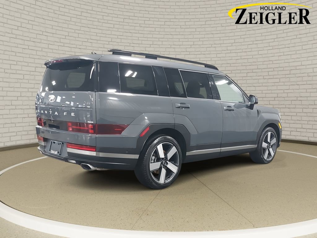 Used 2025 Hyundai Santa Fe Limited image 5