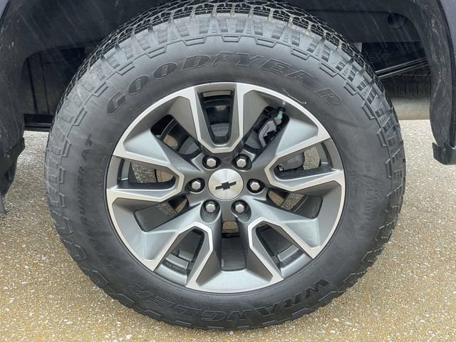 Used 2023 Chevrolet Silverado 1500 RST w/ RST All Star Premium Package AWD/4WD image 7