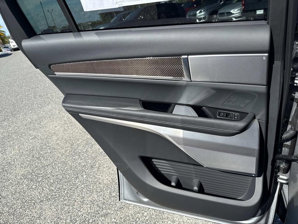 New 2026 Cadillac Vistiq Sport w/ LPO, Floor Liner Package image 13