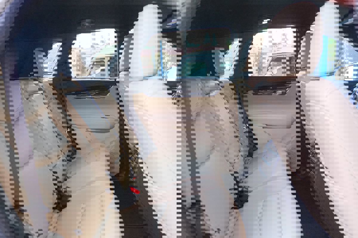 Used 2019 Cadillac XT5 FWD image 29