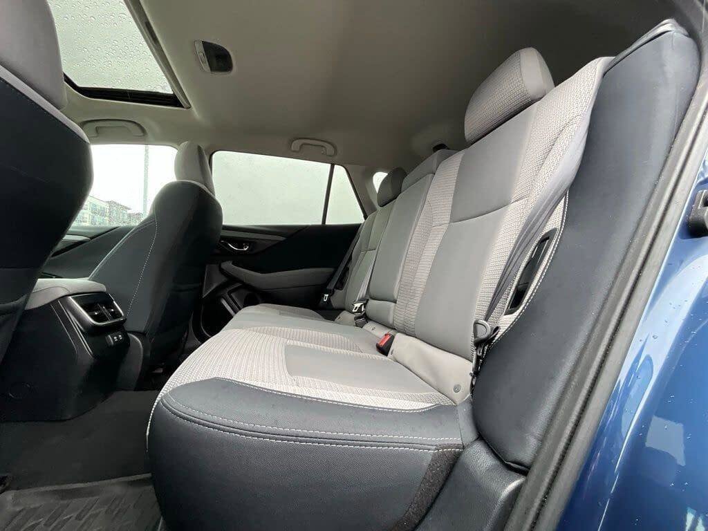 Used 2022 Subaru Outback Premium image 13