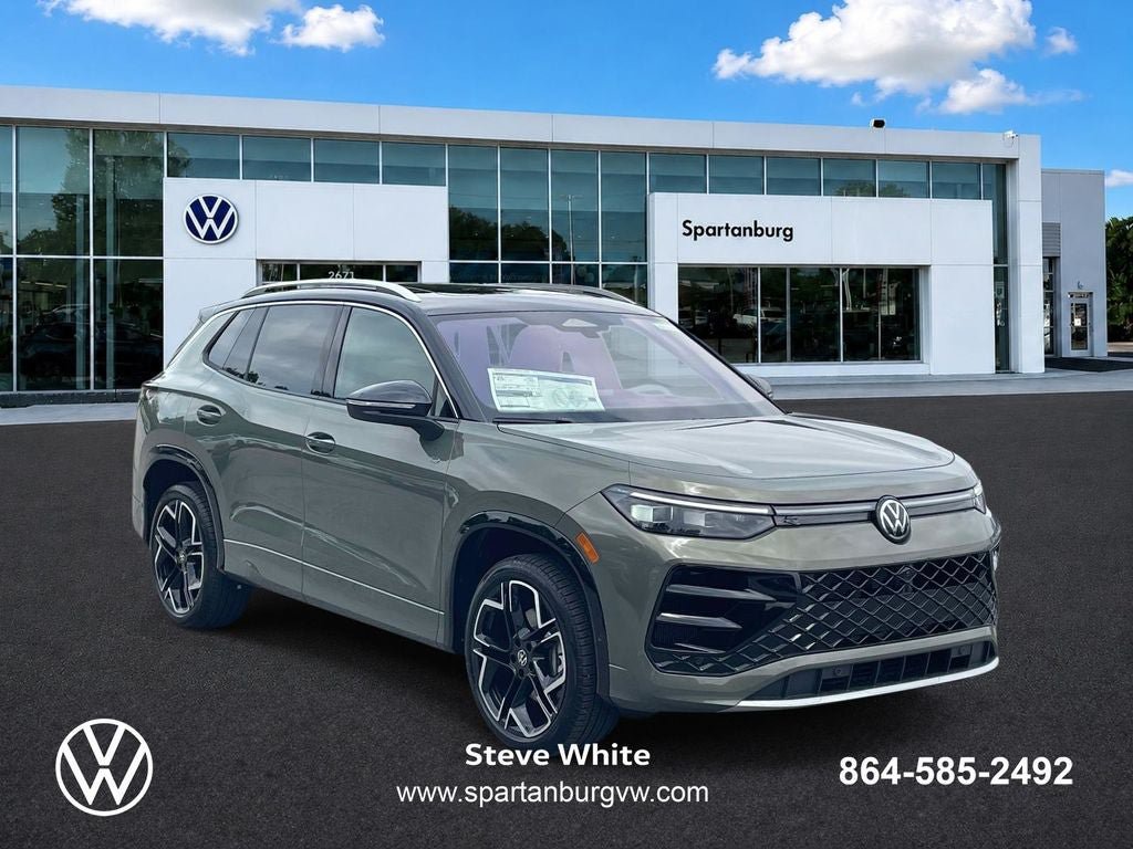 New 2026 Volkswagen Tiguan SEL R-Line AWD/4WD image 1
