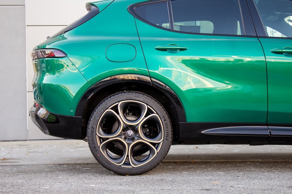 New 2025 Alfa Romeo Tonale image 6