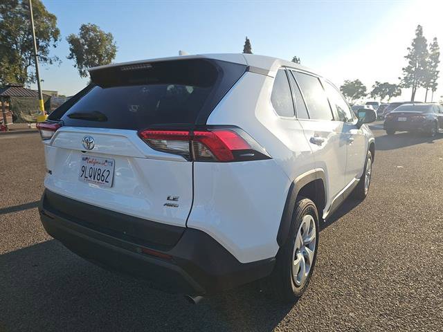 Used 2024 Toyota RAV4 LE image 5