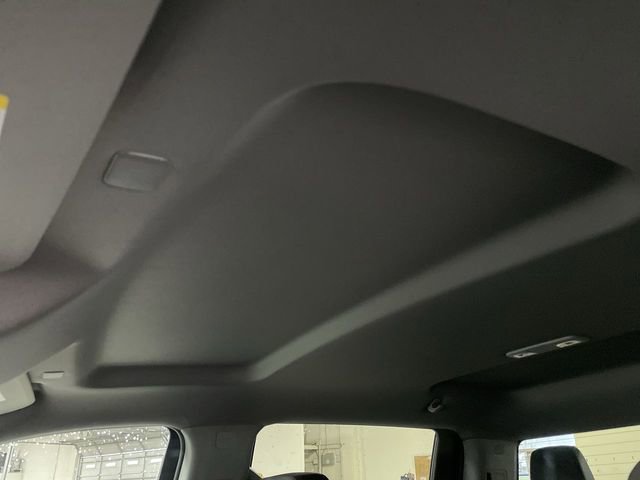 New 2026 Chevrolet Silverado 1500 LT w/ LPO, Liner Protection Package AWD/4WD image 22