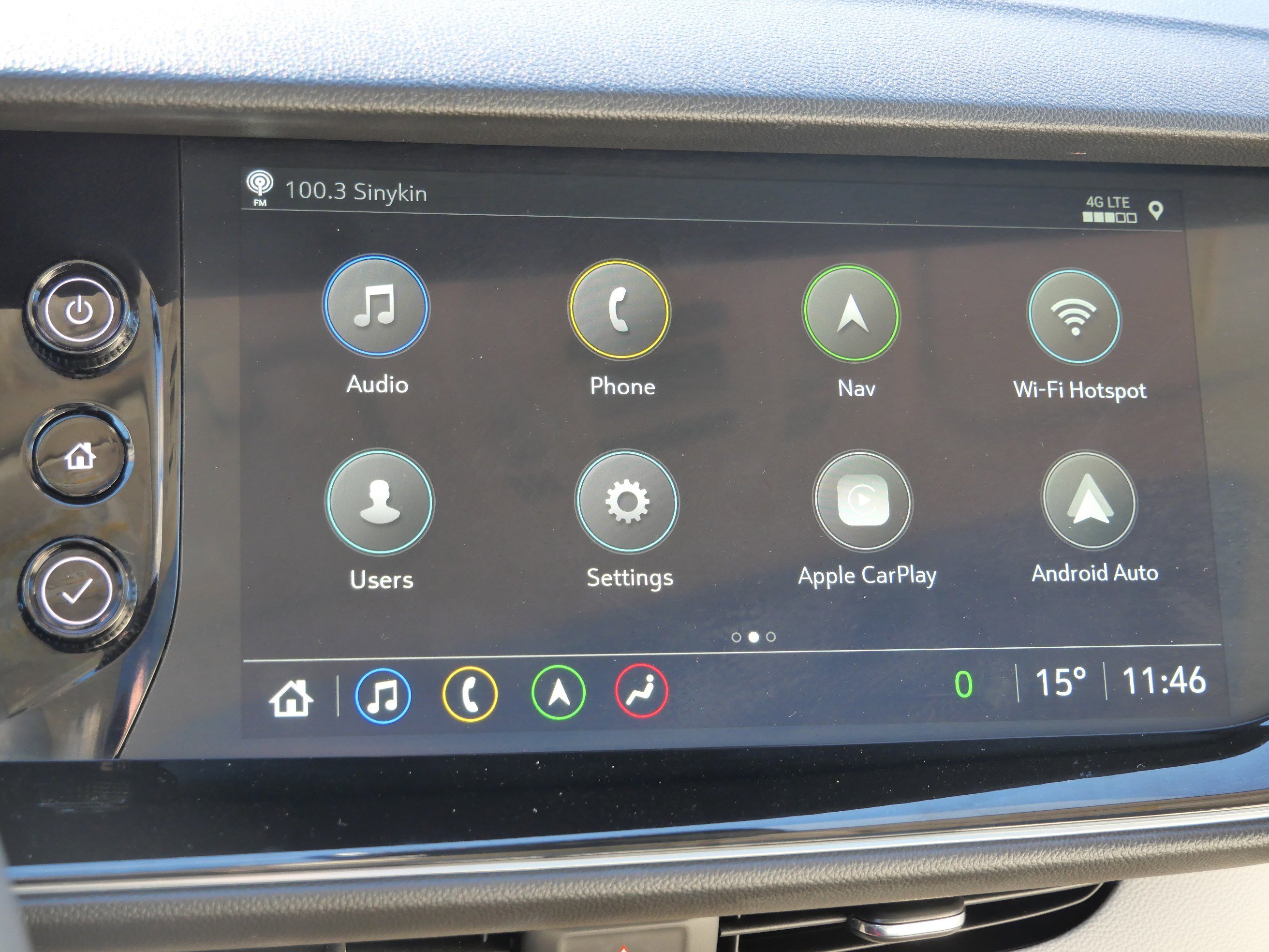 Used 2023 Buick Envision Avenir image 23