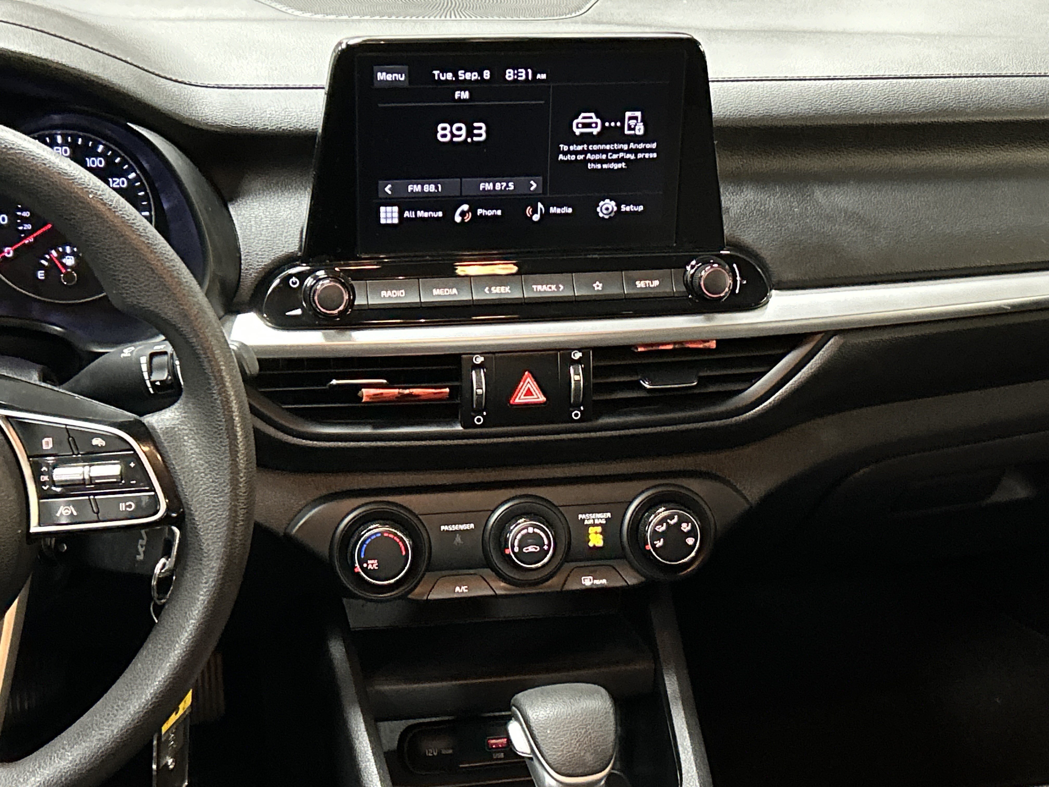 Used 2022 Kia Forte LXS FWD image 31