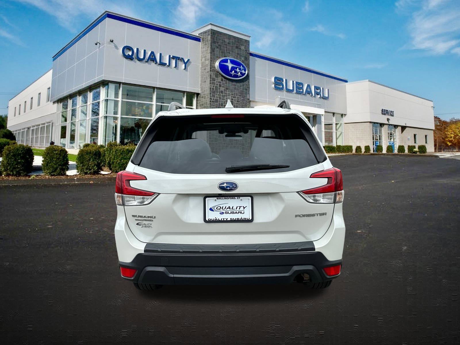 Used 2020 Subaru Forester Premium image 3