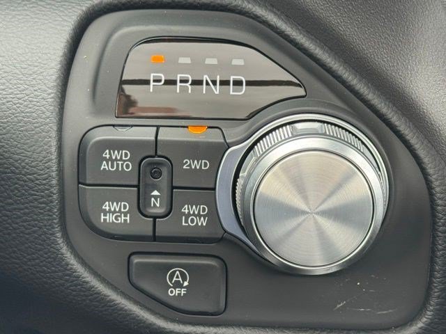 New 2026 RAM 1500 Laramie w/ Sport Appearance Package AWD/4WD image 22