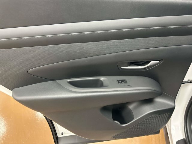 New 2026 Hyundai Tucson SEL Plus FWD image 17