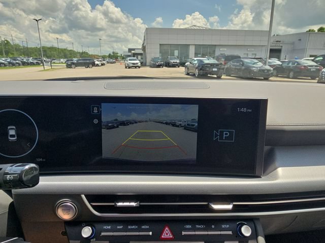 Used 2024 Hyundai Sonata SEL w/ Convenience Package FWD image 17