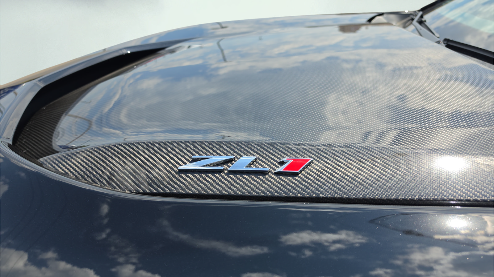 Used 2018 Chevrolet Camaro ZL1 RWD image 13