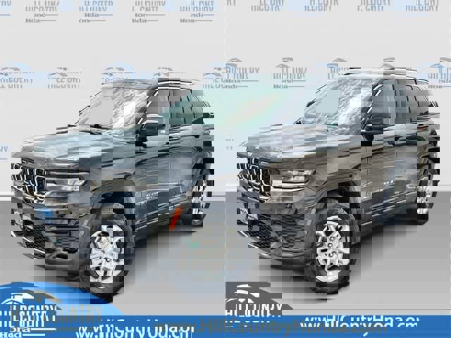 Used 2023 Jeep Grand Cherokee Laredo