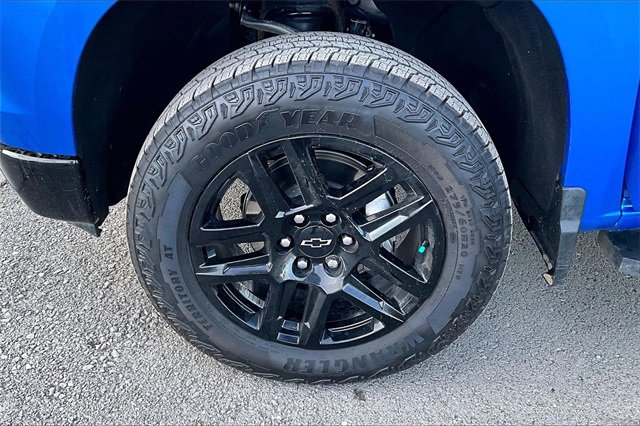 Used 2025 Chevrolet Silverado 1500 LT Trail Boss w/ Convenience Package II image 35