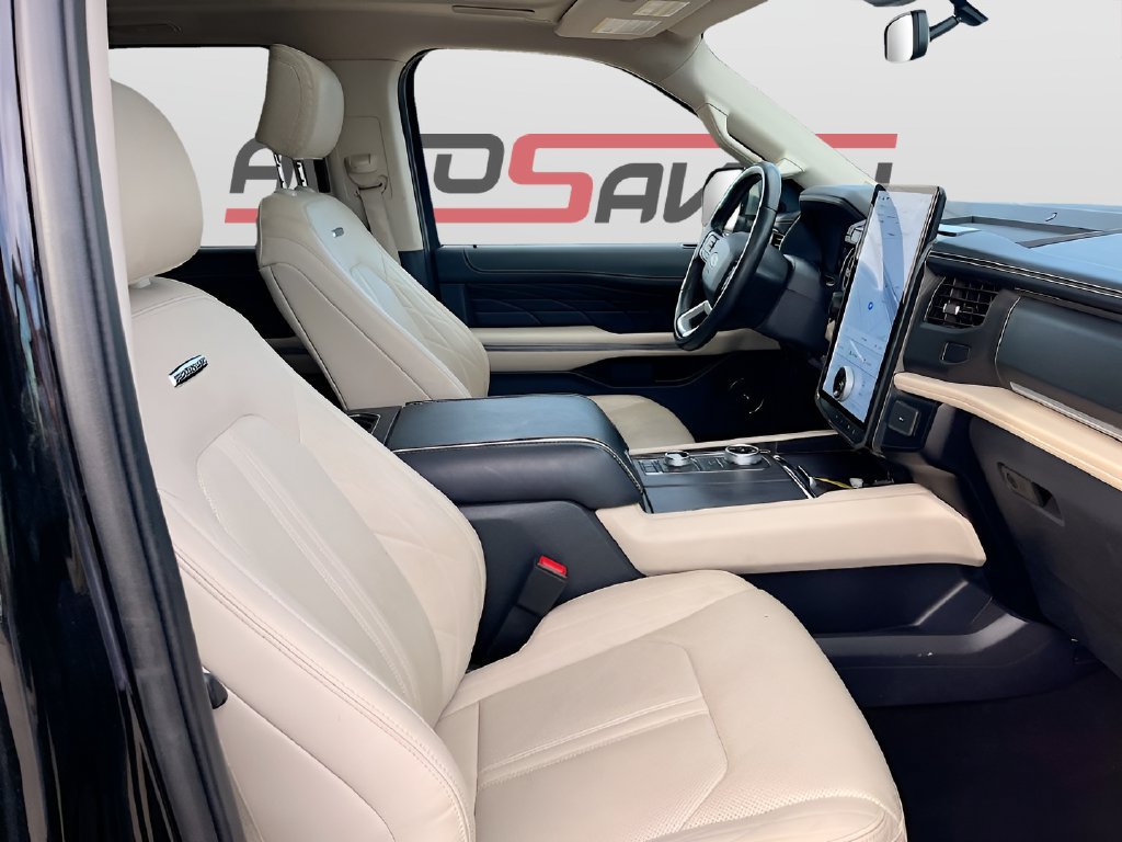 Used 2024 Ford Expedition Max Platinum AWD/4WD image 31