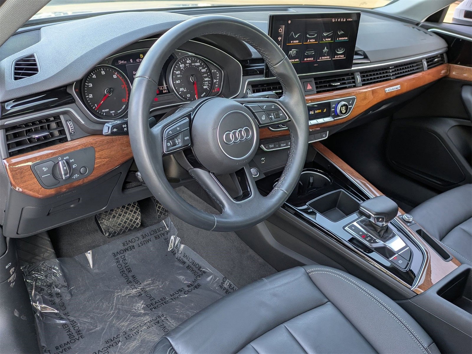 Used 2023 Audi A4 2.0T Premium w/ Convenience Package image 15