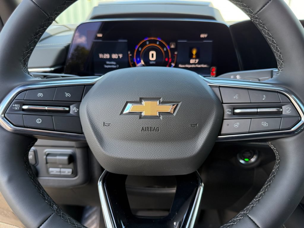 New 2026 Chevrolet Suburban Premier AWD/4WD image 23