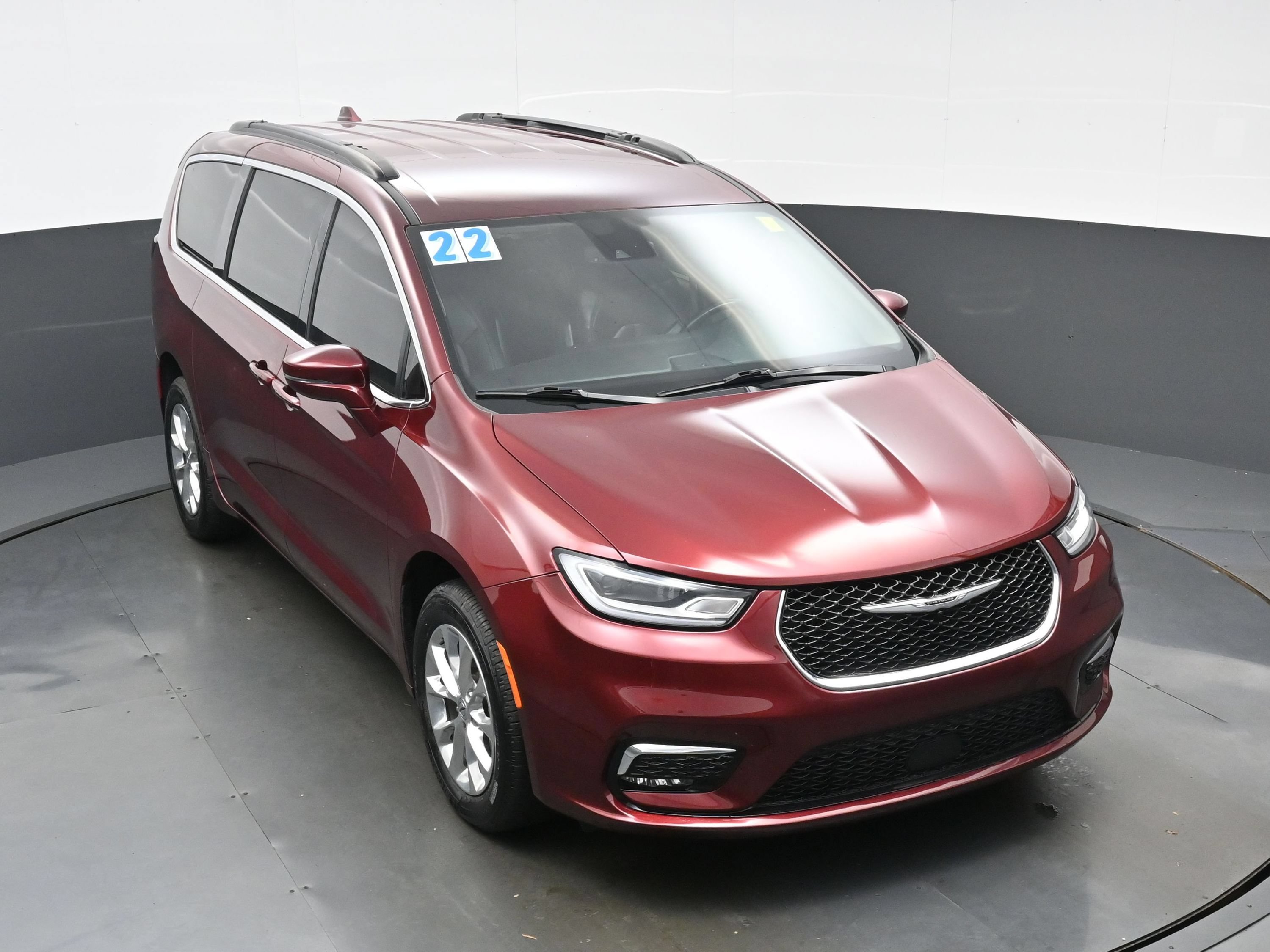 Used 2022 Chrysler Pacifica Touring-L AWD/4WD image 42