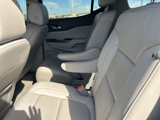Used 2023 GMC Acadia SLT image 42