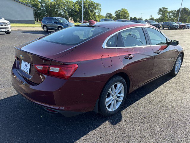 Used 2016 Chevrolet Malibu LT w/ Leather Package FWD image 5