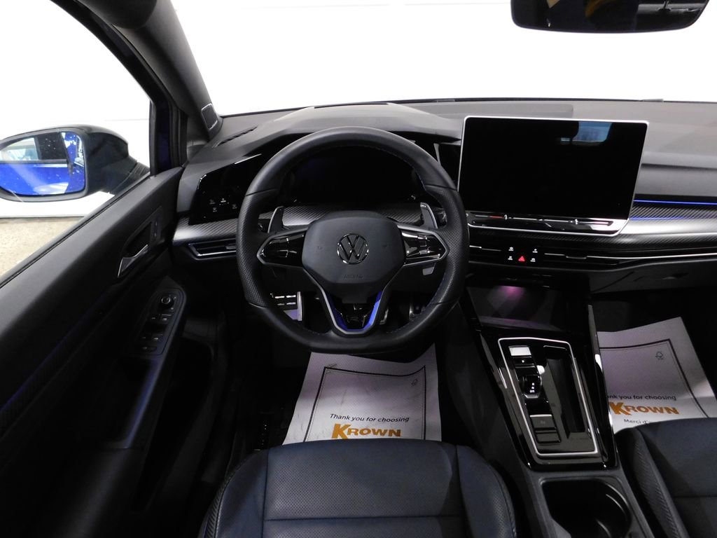 Used 2025 Volkswagen Golf R Black Edition image 42
