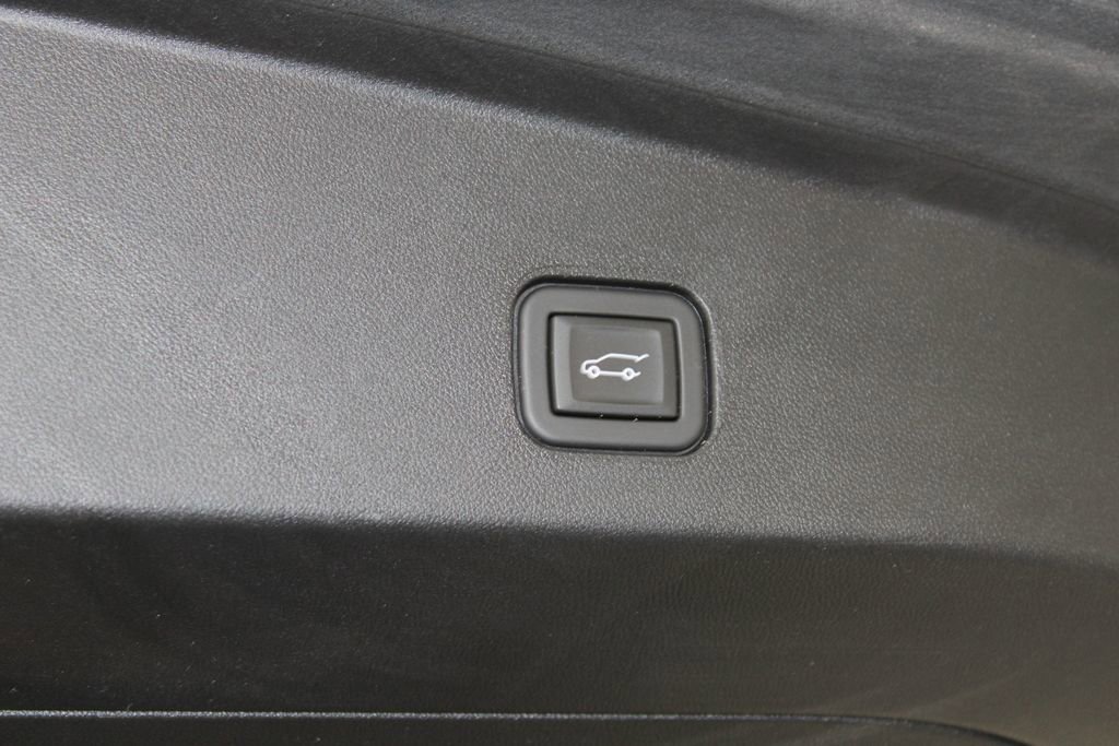 Used 2024 Cadillac Lyriq Luxury image 33