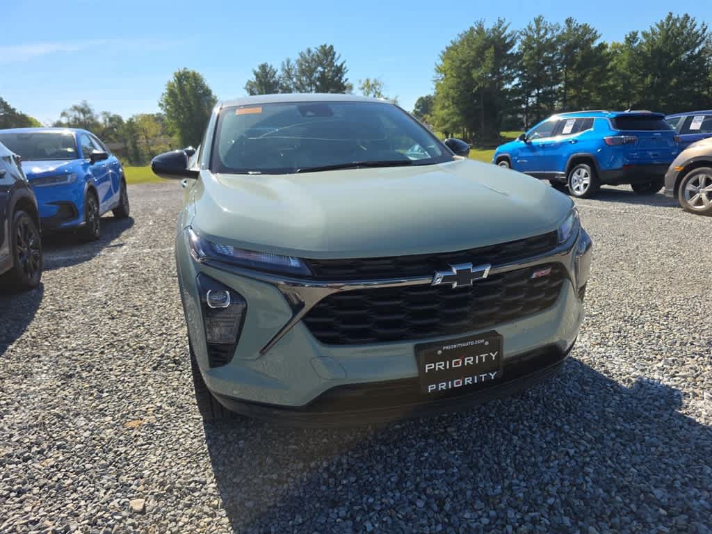 Used 2024 Chevrolet Trax RS FWD image 6