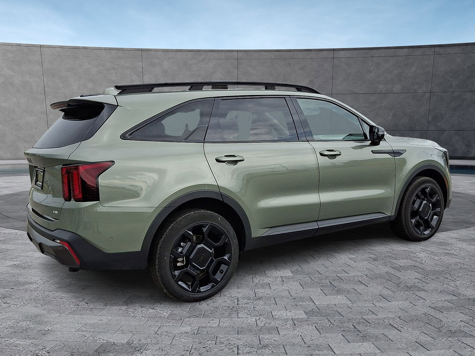 Used 2025 Kia Sorento SX image 11