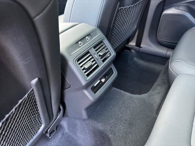 Certified 2025 Audi Q5 Premium w/ Premium Plus AWD/4WD image 33