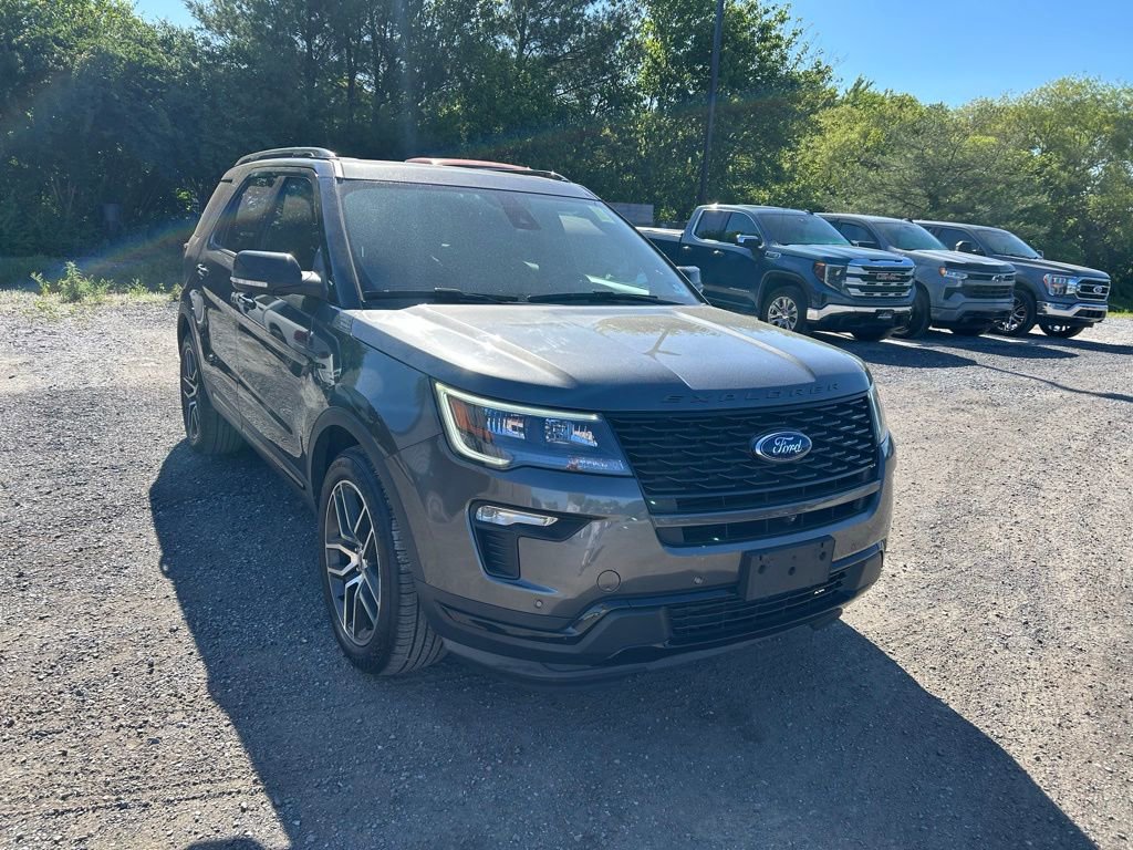 Used 2018 Ford Explorer Sport w/ Equipment Group 401A AWD/4WD image 16