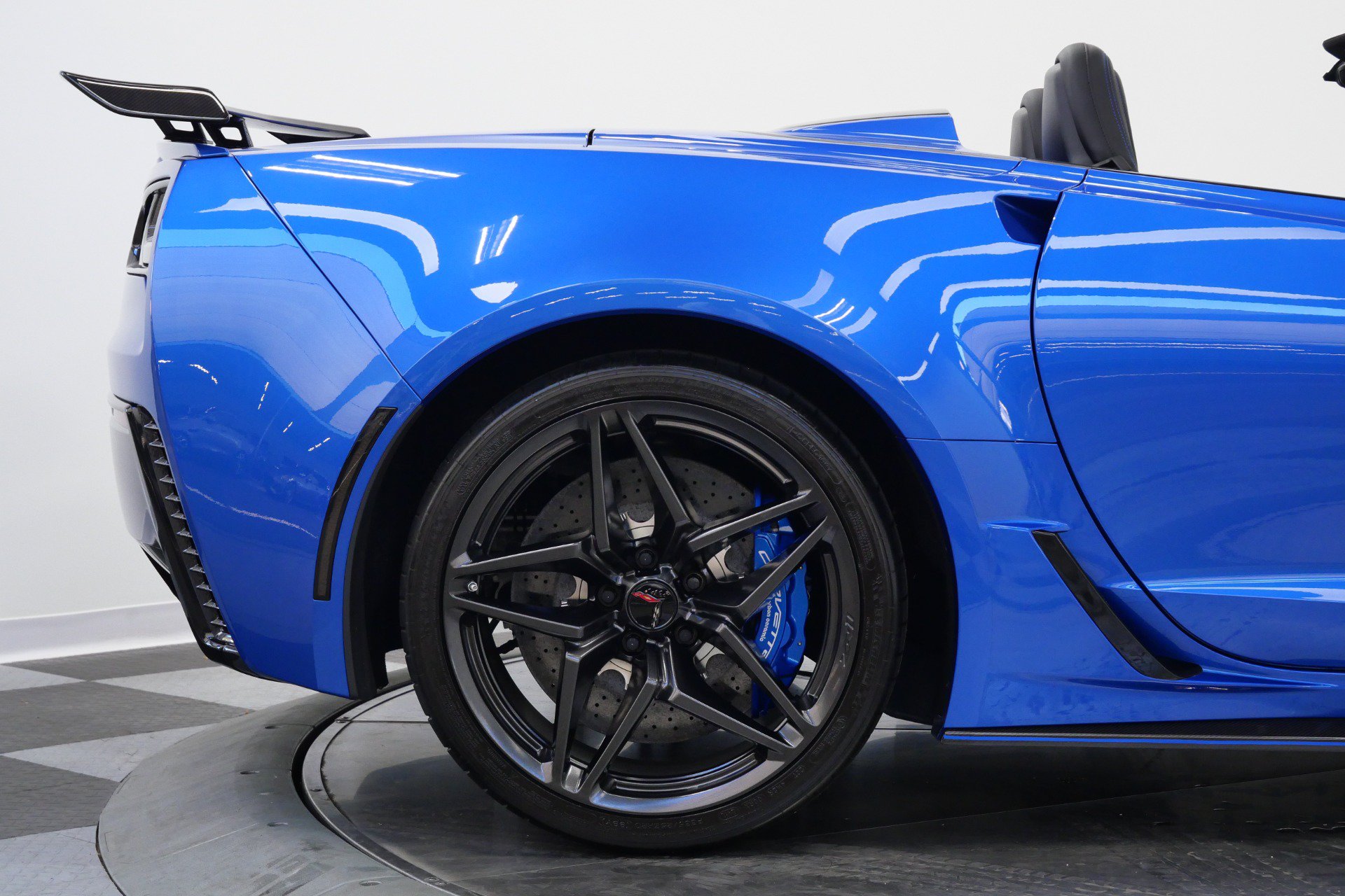 Used 2019 Chevrolet Corvette ZR1 RWD image 54
