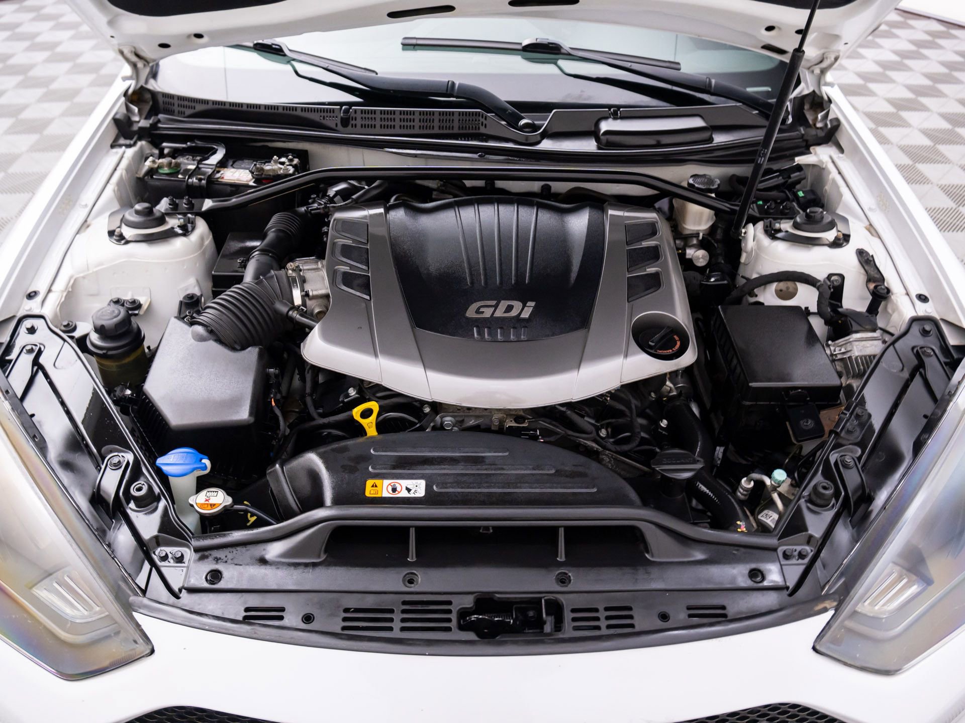 Used 2013 Hyundai Genesis 3.8 image 28