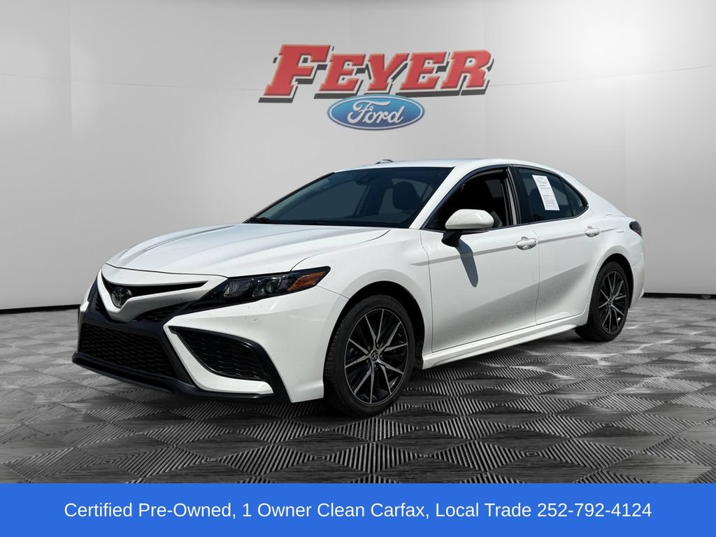 Used 2023 Toyota Camry SE