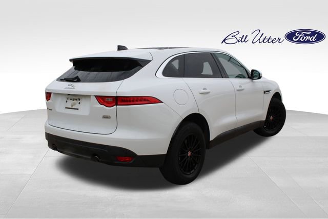 Used 2020 Jaguar F-PACE image 5