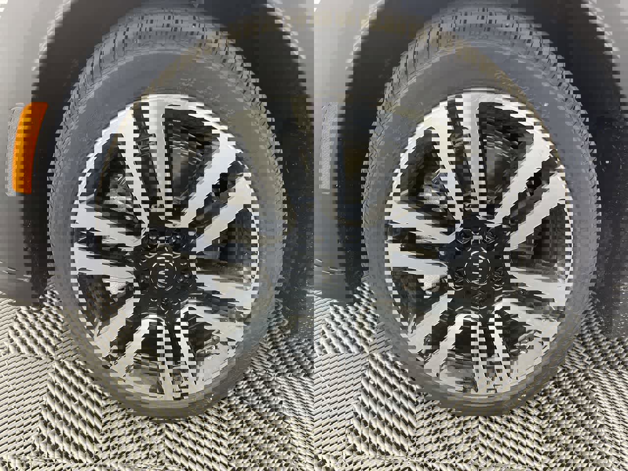 Used 2024 MINI Cooper S w/ Signature Upholstery Package image 8