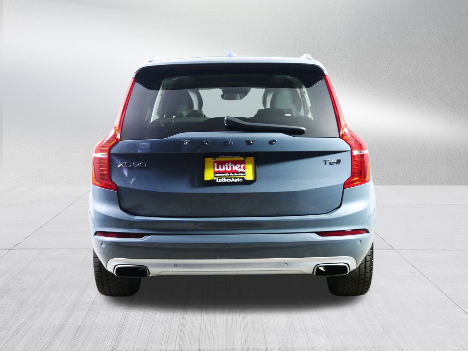 Used 2020 Volvo XC90 T6 Momentum image 6