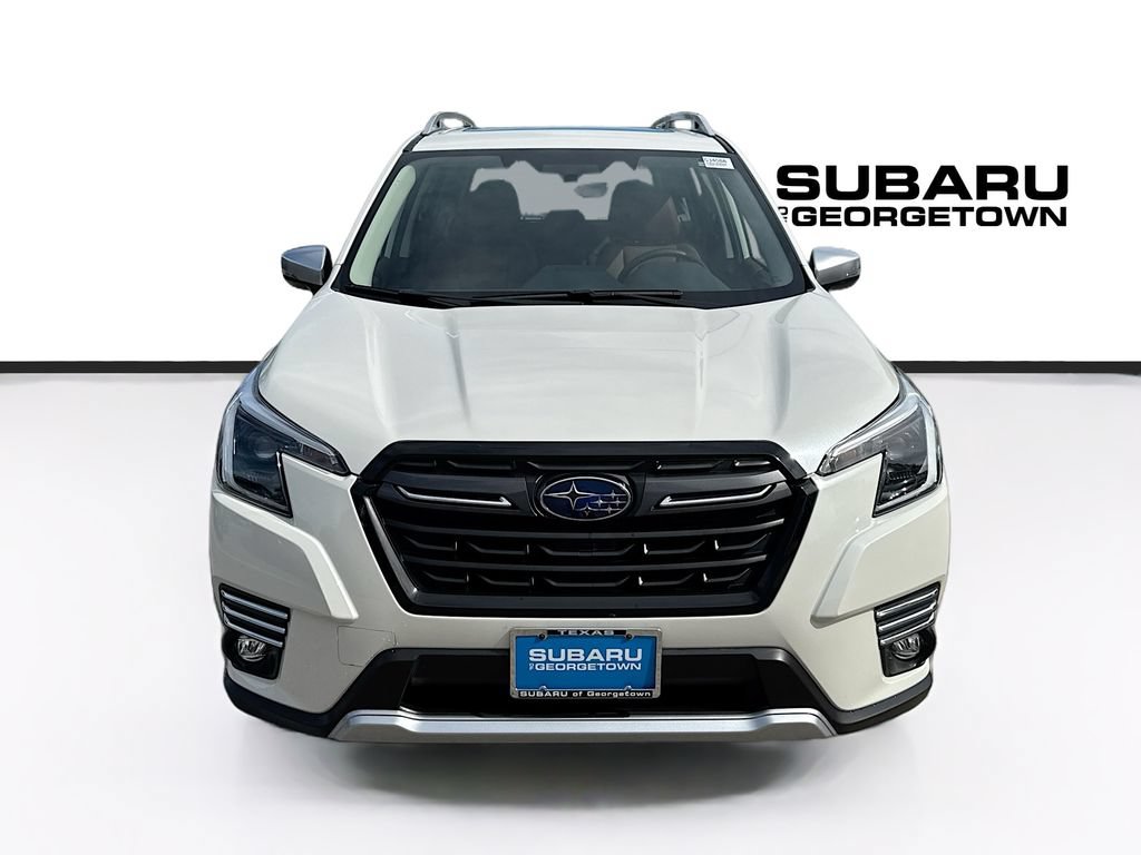 Used 2024 Subaru Forester Touring w/ POP Package 3 AWD/4WD image 2
