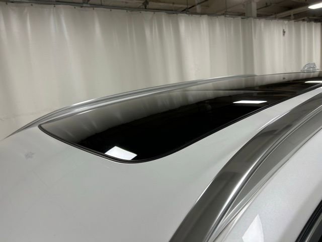 Used 2025 Volvo XC90 B5 Plus image 5