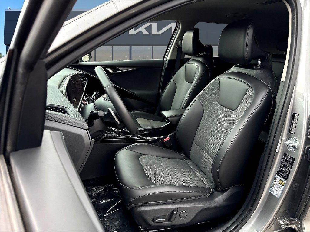 Used 2023 Kia Niro Wind w/ Wind Preserve Package FWD image 25
