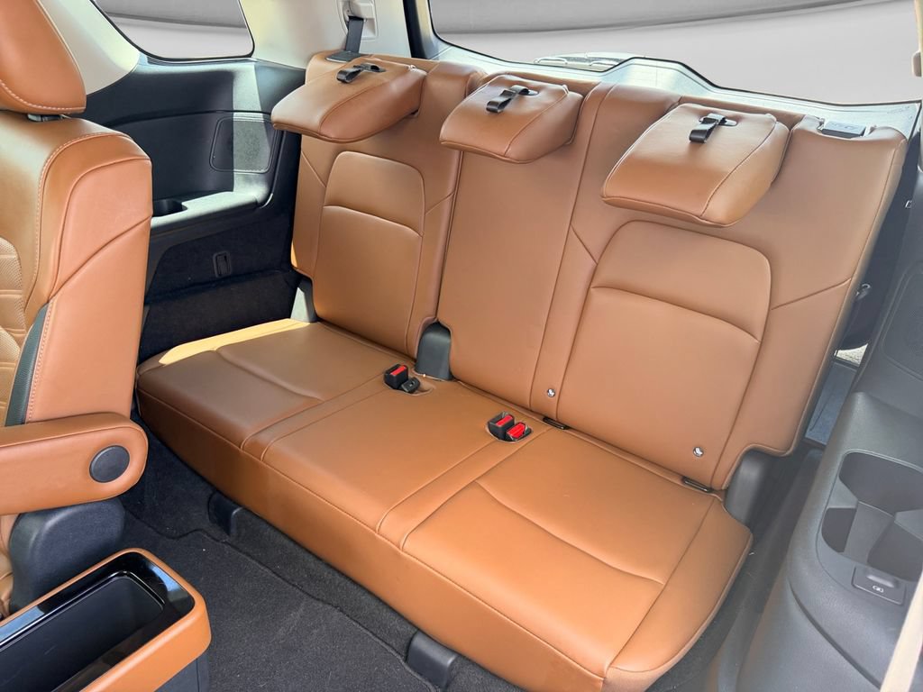 Used 2023 Nissan Pathfinder Platinum AWD/4WD image 28