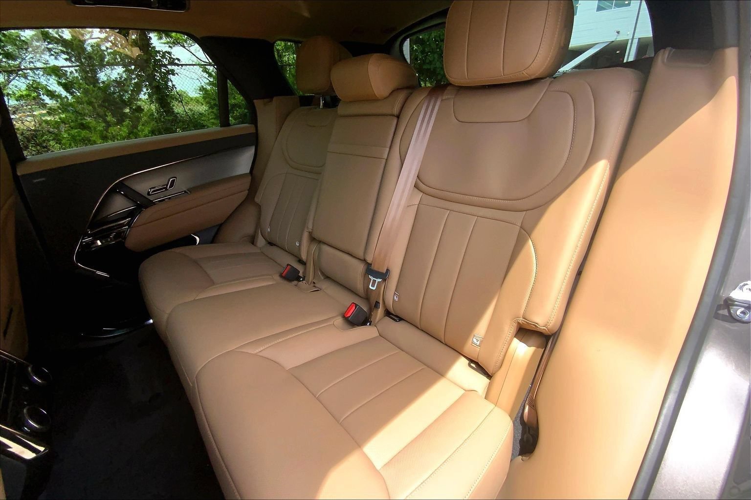 Certified 2026 Land Rover Range Rover Sport SE AWD/4WD image 20