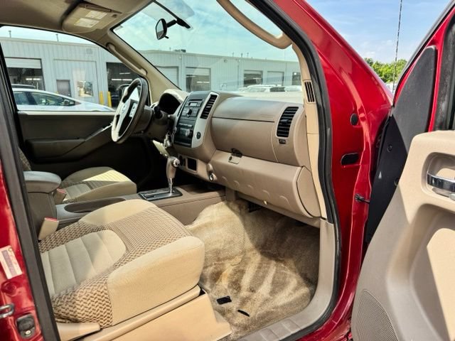 Used 2011 Nissan Frontier SV RWD image 17