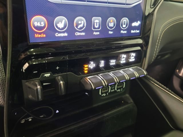 Used 2019 RAM 1500 Limited image 40