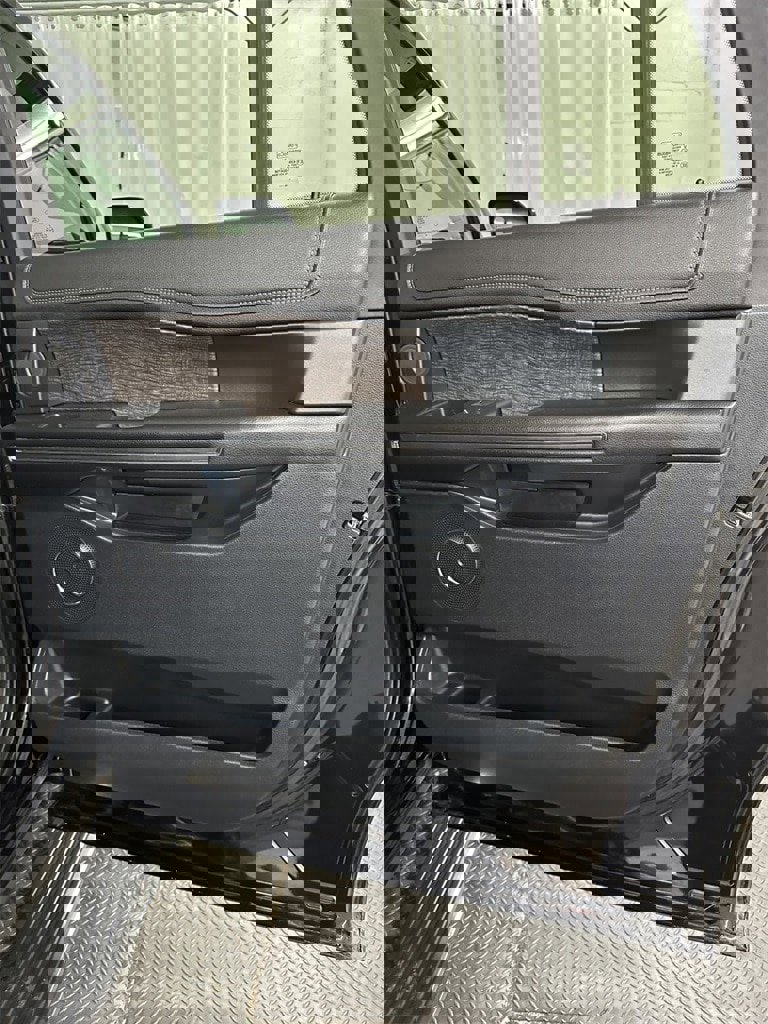 Used 2020 Ford Expedition Max Limited w/ Equipment Group 301A image 40